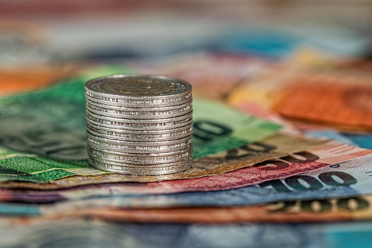 Coins, banknotes, money — Cannabis Canada marketplace offering high-quality products, accessories, and nationwide delivery op